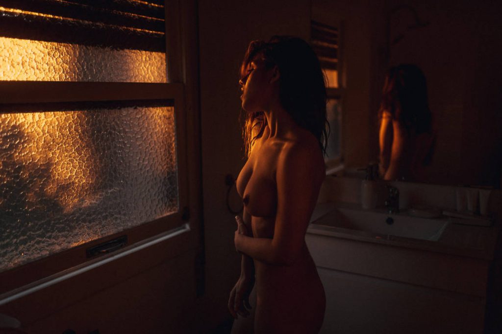 Eiza Gonzalez's Fat Sexy Ass After Self Isolation