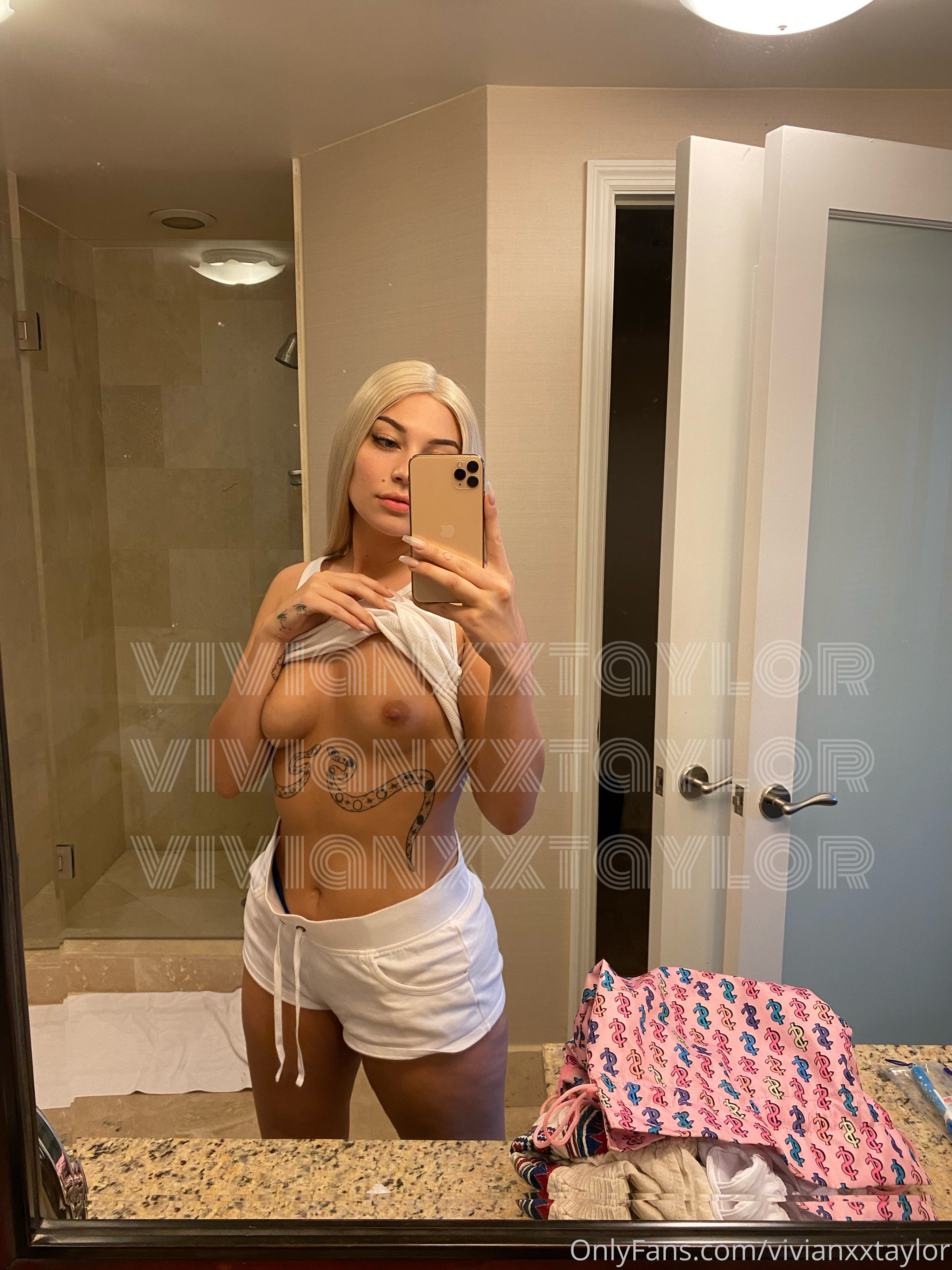 Vivian Taylor Onlyfans Leaked 0013