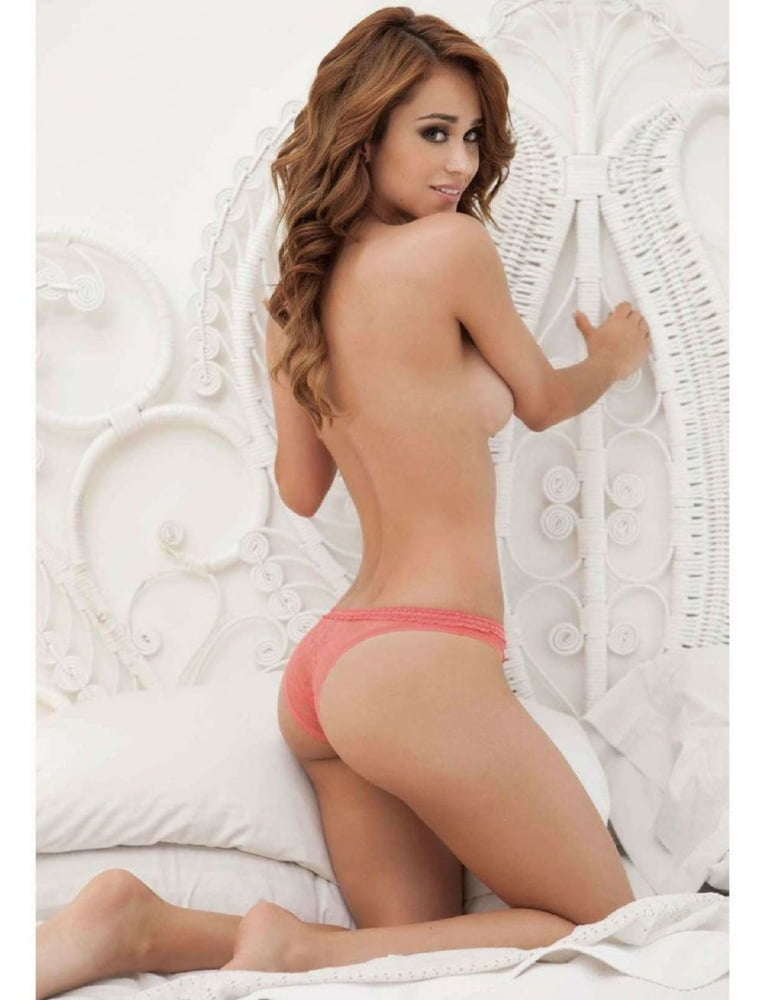 Yanet Garcia BEST OnlyFans Leaked NUDES