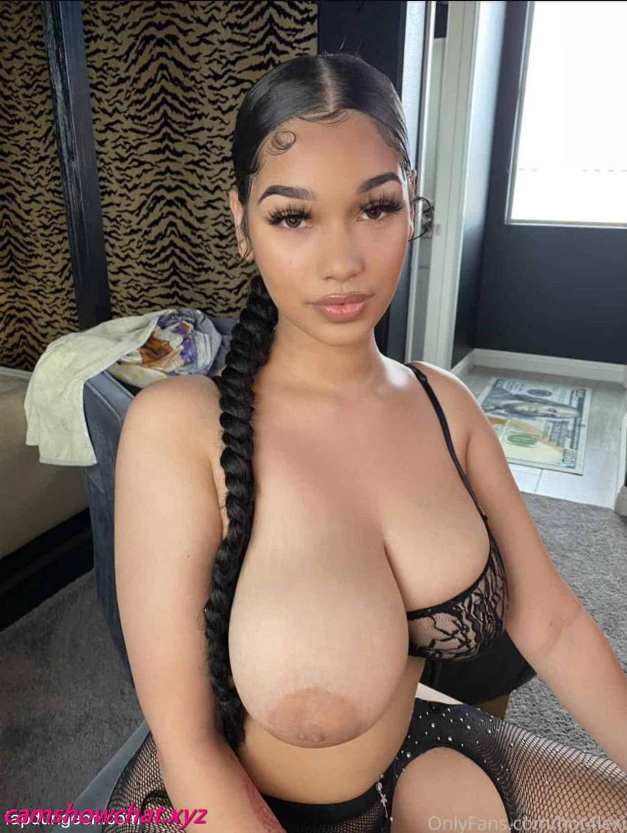 Hot4Lexi BEST OnlyFans Leaked NUDES