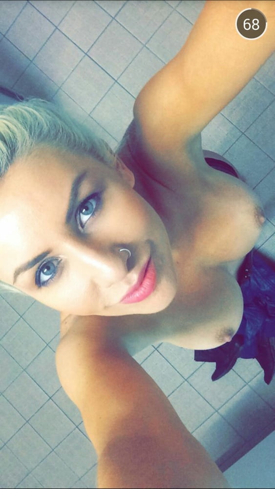 Hot Random Snapchat Nudes