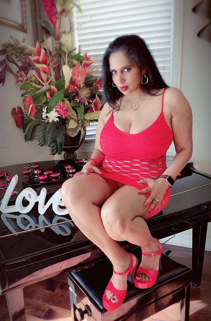 Voluptuous Indian MILF Mini Richard Posing in a See-Through Outfit gallery, pic 11