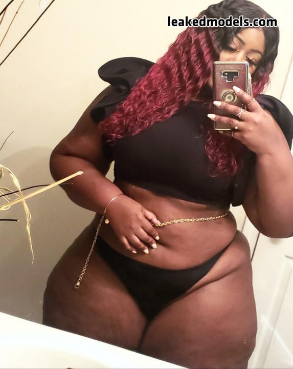 Chrisycurves Nude 20