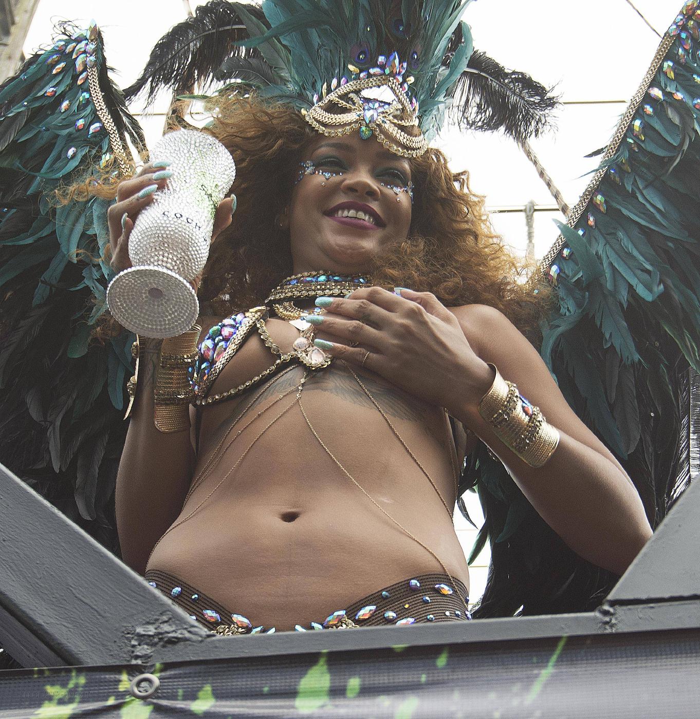 Rihanna Nip Slip Public Bikini Festival Photos Leaked 43