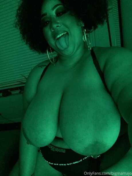 Bigmamajo nude leaked OnlyFans photo #13